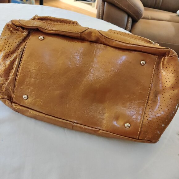 Charles David Crinkle Leather Shoulder Bag/Satchel in Golden Bronze - Picture 8 of 10